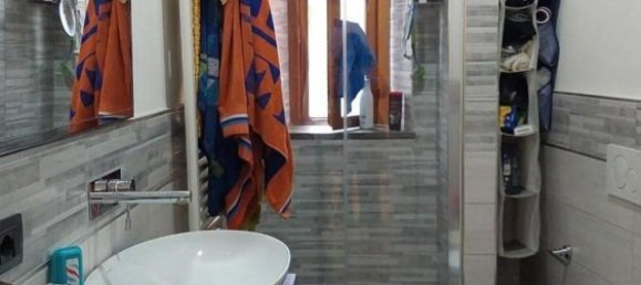 3 rooms Apartment in Livorno, Italy No. 48899 19