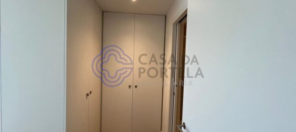 2 Schlafzimmer Wohnung in Porto, Portugal, Nr. 41027 3