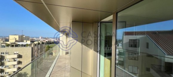 2 Schlafzimmer Wohnung in Porto, Portugal, Nr. 41027 16