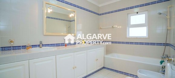 4 bedrooms House in Almancil, Portugal No. 101612 13