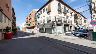 45m² Commercial property in Armilla, Spain No. 181196