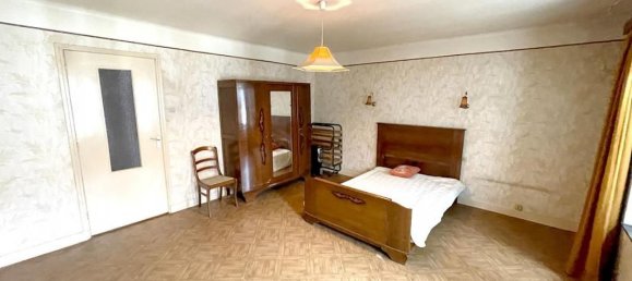 4 bedrooms House in Mont-Saint-Martin, France No. 242188 8