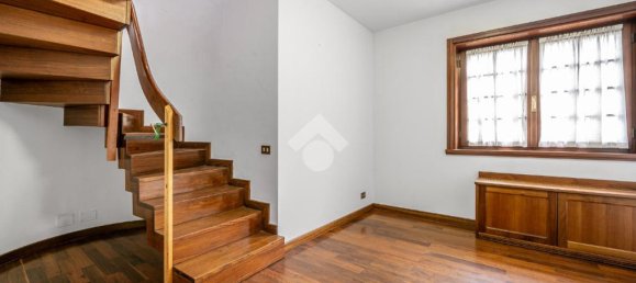 5 bedrooms Villa in Isera, Italy No. 92055 48