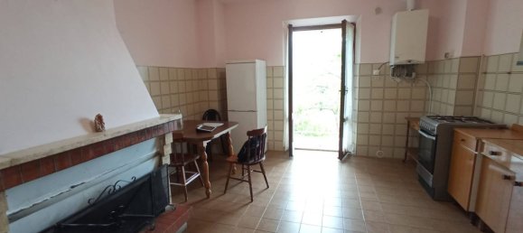3 rooms Apartment in Montedinove, Italy No. 292900 2