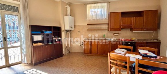 Квартира с 2 спальнями в Брешиа, Италия № 323464 4