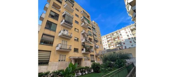 3 bedrooms Apartment in Rome, Italy No. 196857 13