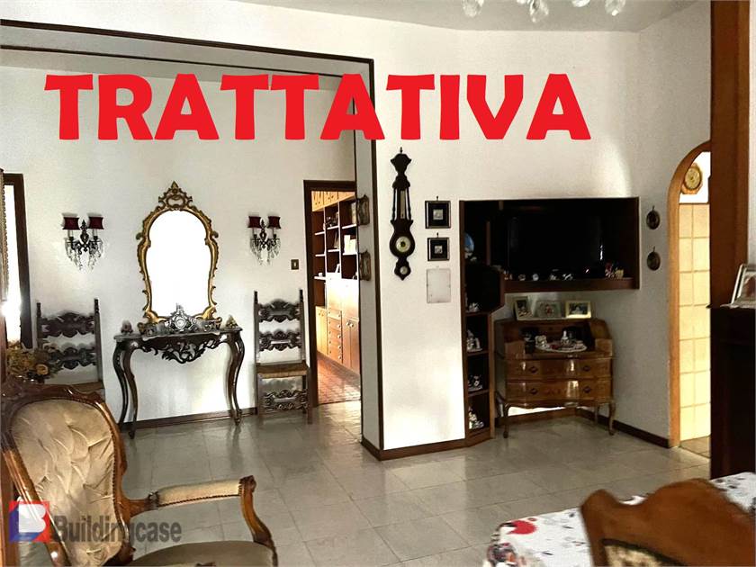 3 bedrooms Apartment in Rome, Italy No. 196857