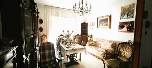 3 bedrooms Apartment in Rome, Italy No. 196857 5