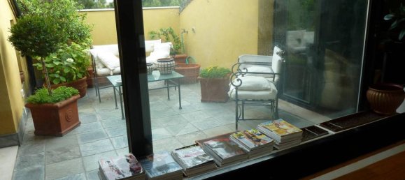 Квартира с 6 комнатами в Фальконара Мариттима, Италия № 76297 2