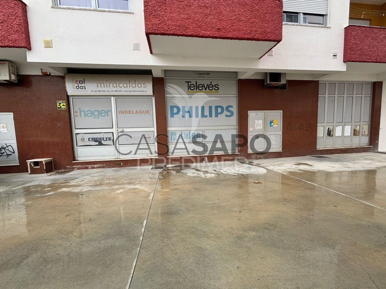 Propriété commerciale à Quarteira, Portugal 490m² No. 202029