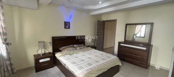 Apartamento de 2 dormitorios en Marsaskala, Malta No. 8213 8