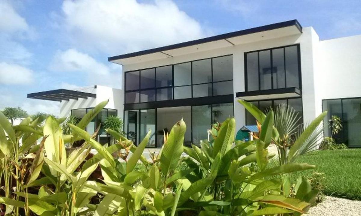 Дом с 3 спальнями в Мерида, Мексика № 177096