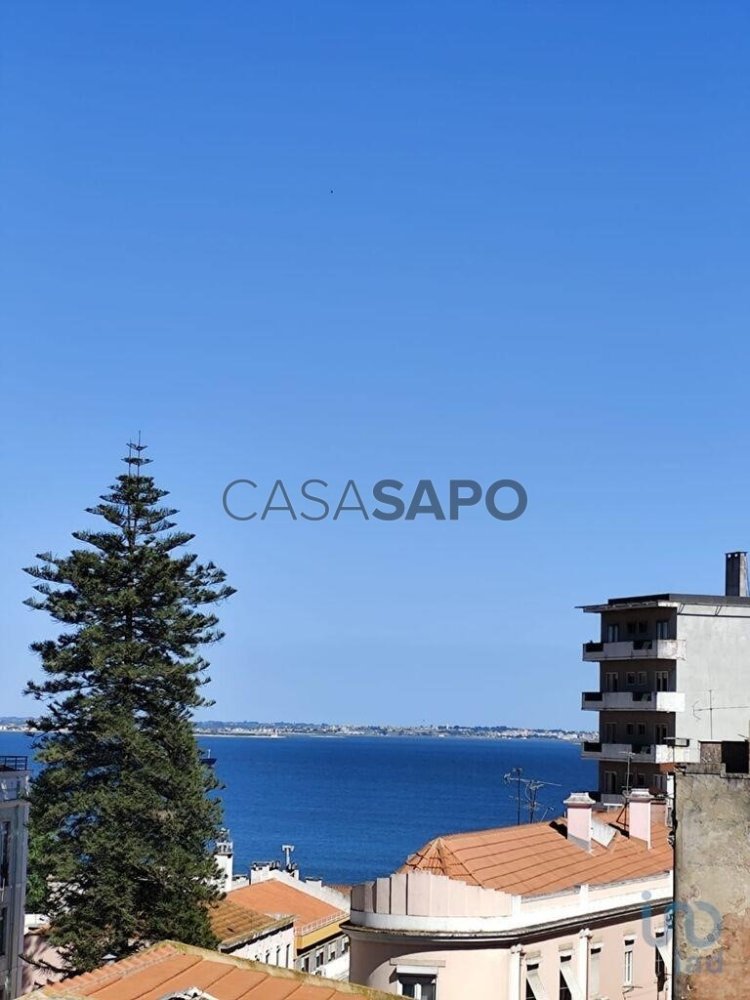 2 bedrooms Apartment in Lisbon, Portugal No. 163082