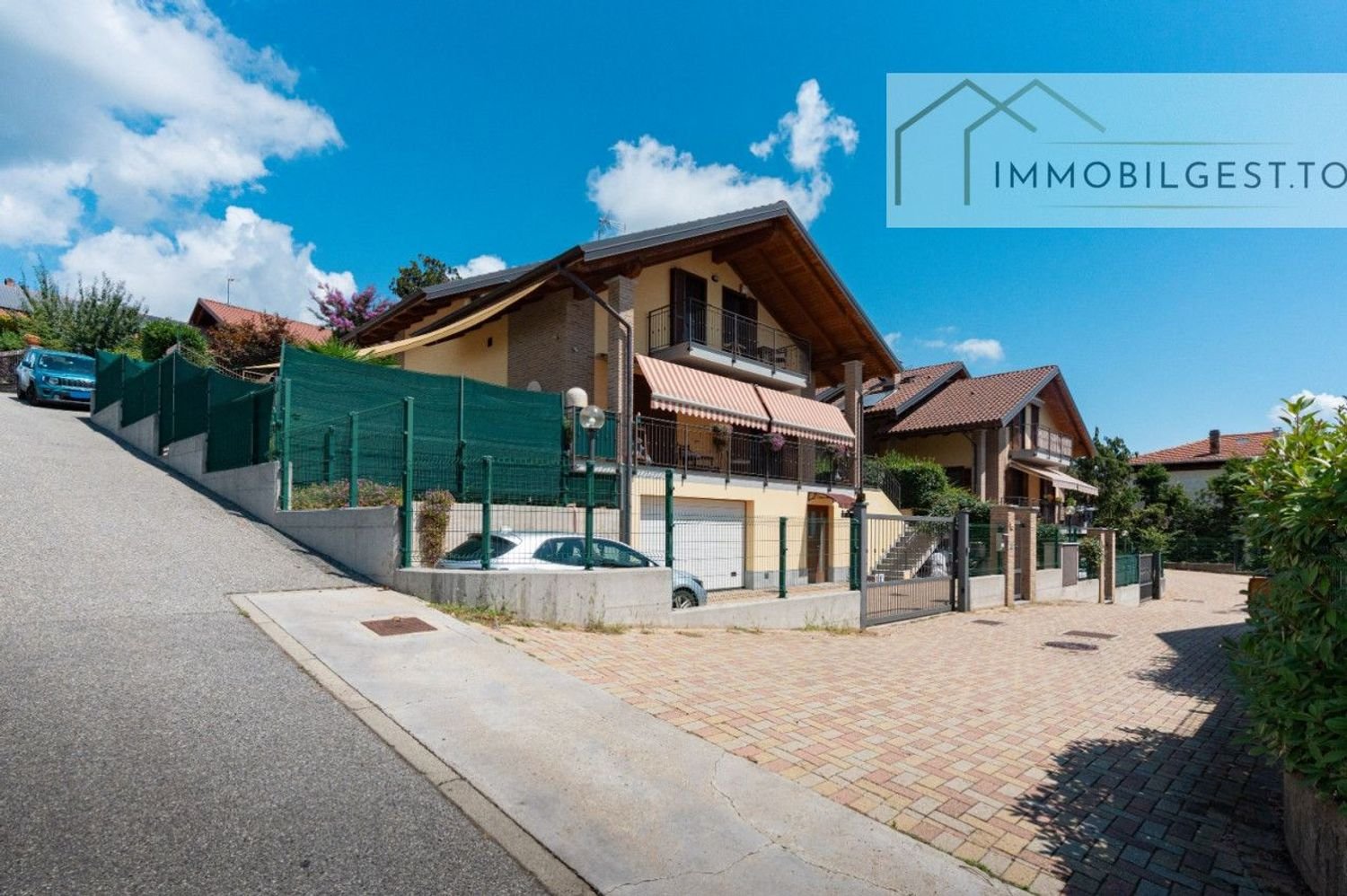 5غرفة فيلا في San Gillio, Italy رقم 303462