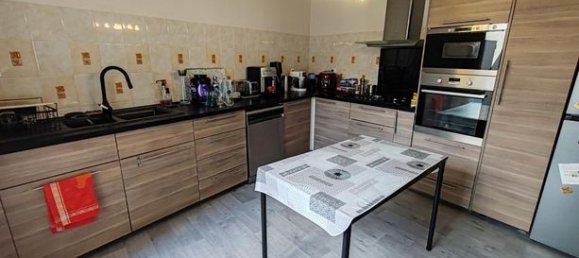 3 bedrooms House in Epernay, France No. 312898 3