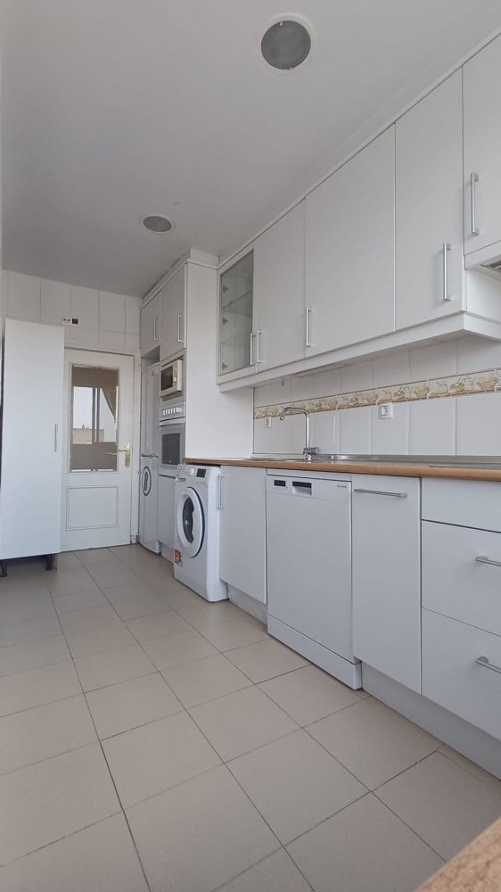 3 bedrooms Apartment in Leganes, Spain No. 166349