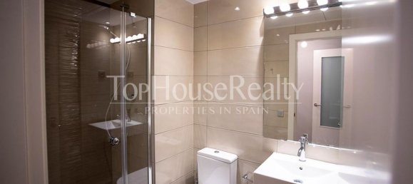 3 bedrooms Apartment in Sant Marti, Spain No. 77532 16