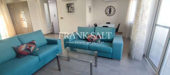 3 bedrooms Penthouse in Sliema, Malta No. 8865 5