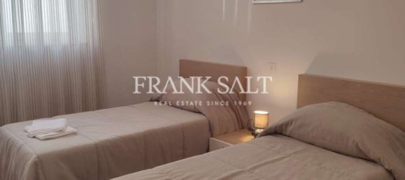 3 bedrooms Penthouse in Sliema, Malta No. 8865 14