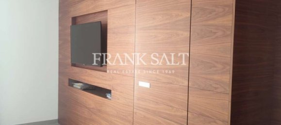 3 bedrooms Penthouse in Sliema, Malta No. 8865 10