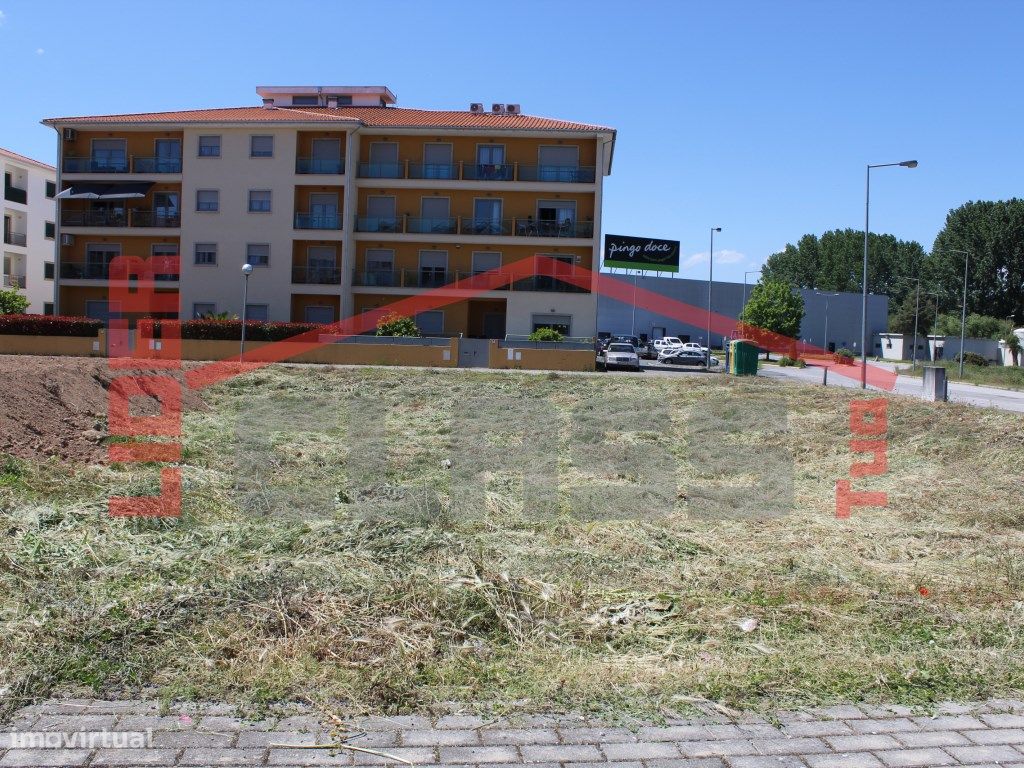  قطعة أرض في Mirandela, Portugal 220متر مربع رقم 221221