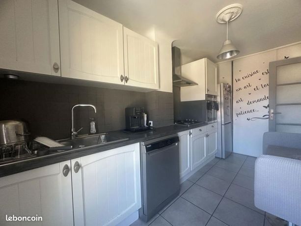 145m² Office in Argeles-sur-Mer, France No. 313245