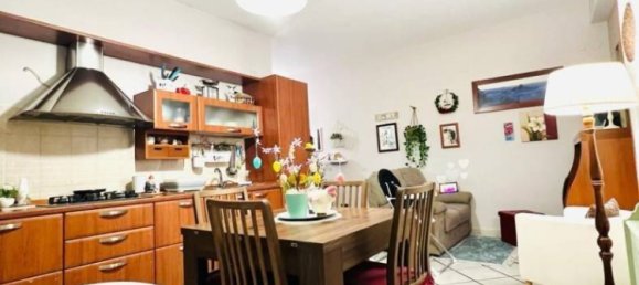 2 bedrooms Apartment in Naples, Italy No. 329729 11