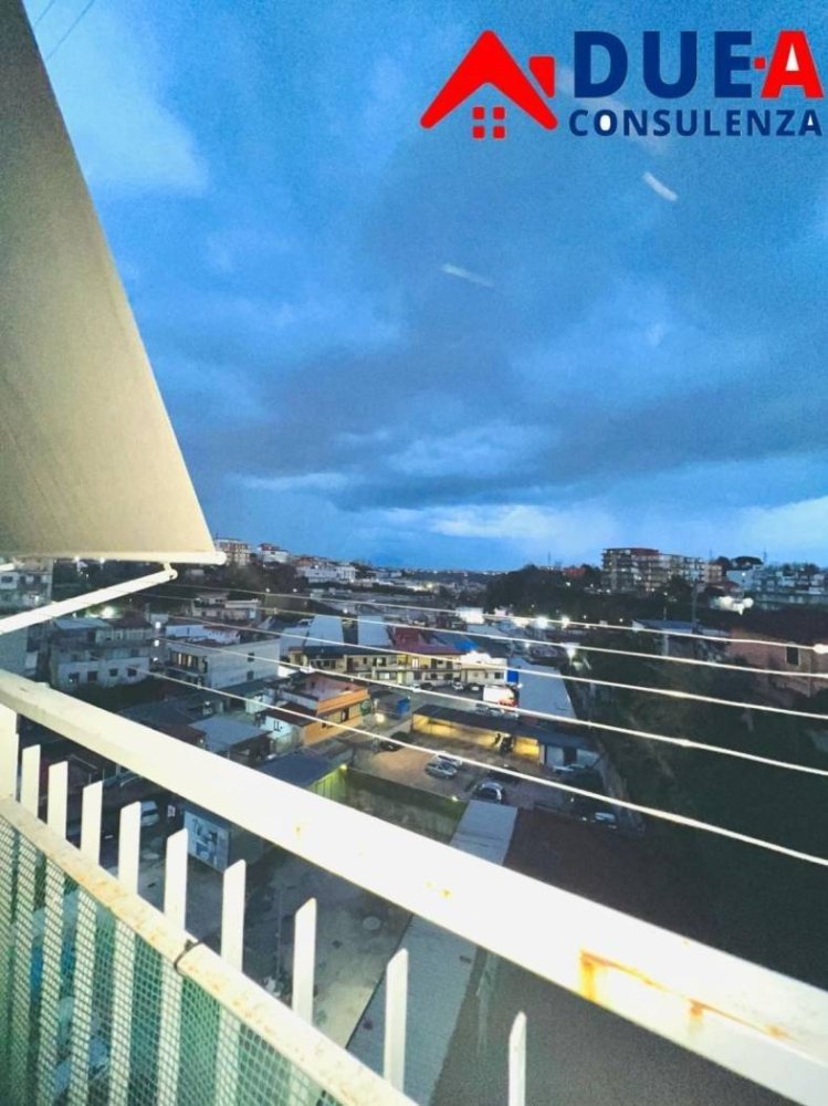 2 bedrooms Apartment in Naples, Italy No. 329729