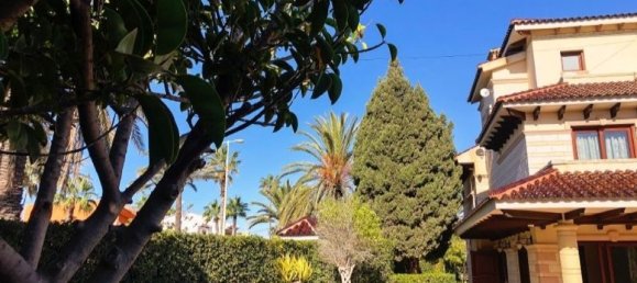 5 bedrooms Villa in Cabo Roig, Spain No. 190496 6