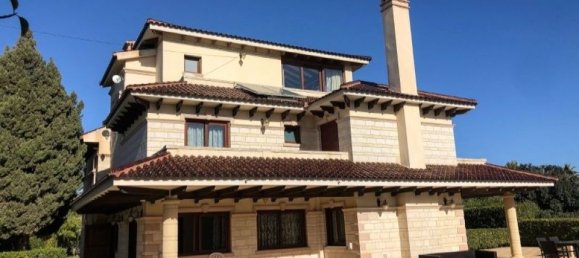 5 bedrooms Villa in Cabo Roig, Spain No. 190496 4