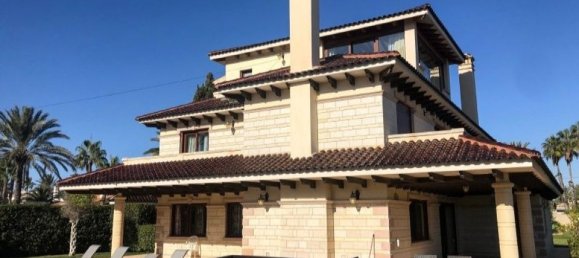 5 bedrooms Villa in Cabo Roig, Spain No. 190496 8