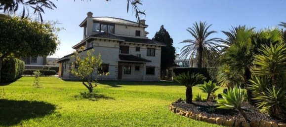 5 bedrooms Villa in Cabo Roig, Spain No. 190496 13