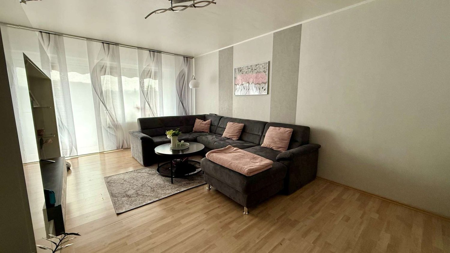 Квартира с 1 спальней в Мёнхенгладбах, Германия № 16774