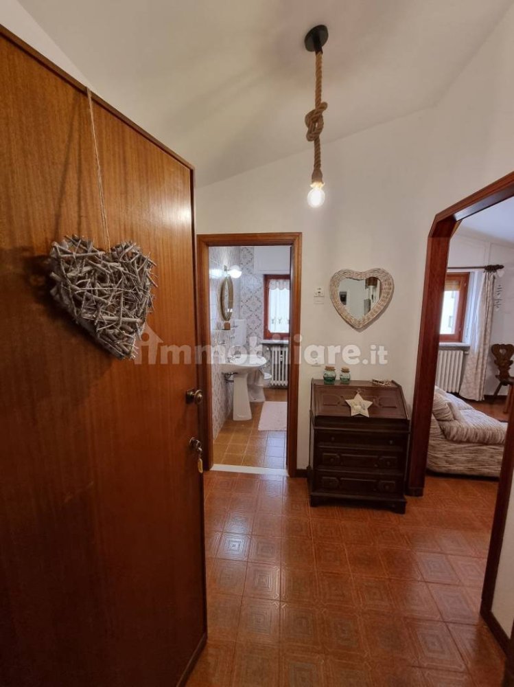 Apartamento de 2 dormitorios en Limone Piemonte, Italy No. 259393