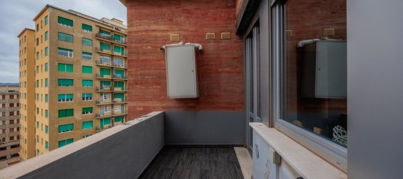 2 Schlafzimmer Wohnung in Livorno, Italy, Nr. 45548 8