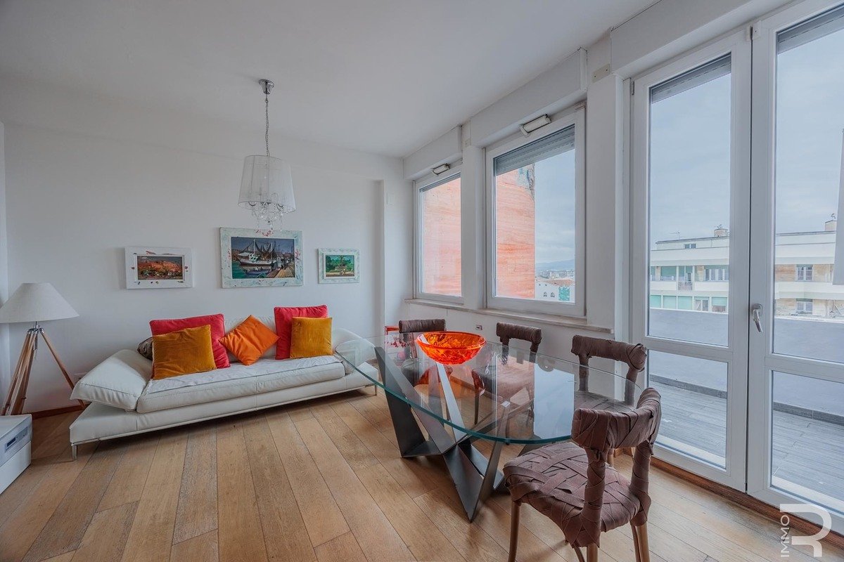 2 Schlafzimmer Wohnung in Livorno, Italy, Nr. 45548