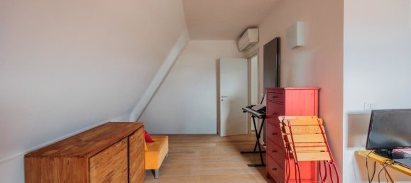 2 Schlafzimmer Wohnung in Livorno, Italy, Nr. 45548 22