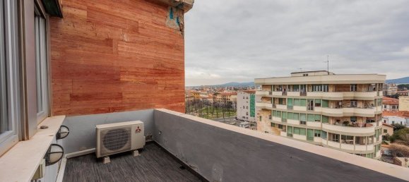 2 Schlafzimmer Wohnung in Livorno, Italy, Nr. 45548 6