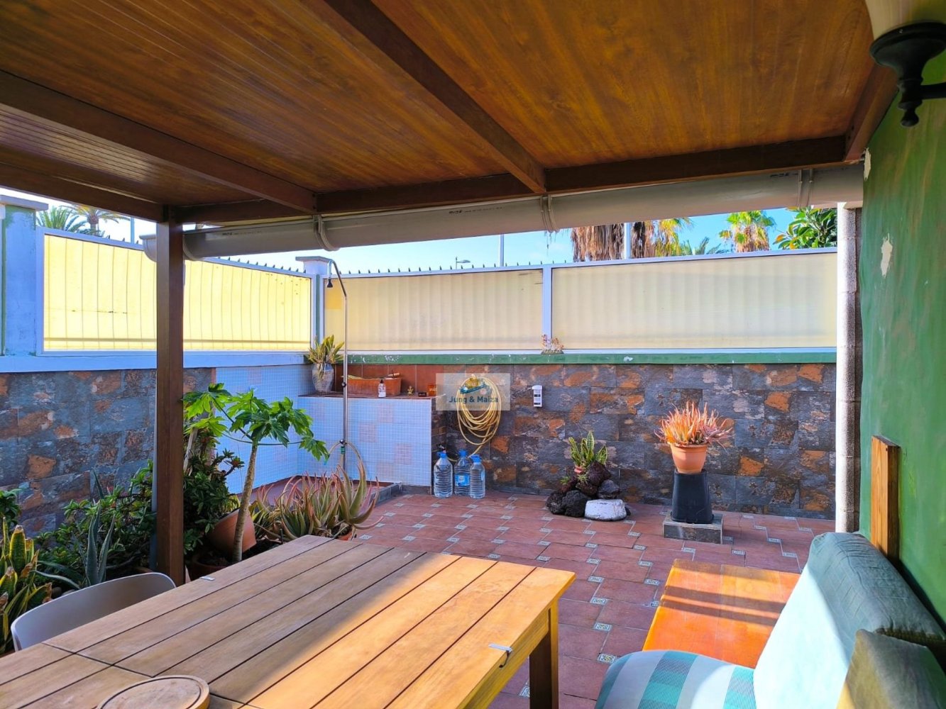 Bungalow de 3 dormitorios en San Bartolome De Tirajana, Spain No. 261878