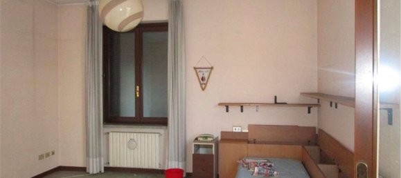 6 rooms Villa in Burago di Molgora, Italy No. 7749 16