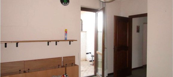 6 rooms Villa in Burago di Molgora, Italy No. 7749 17