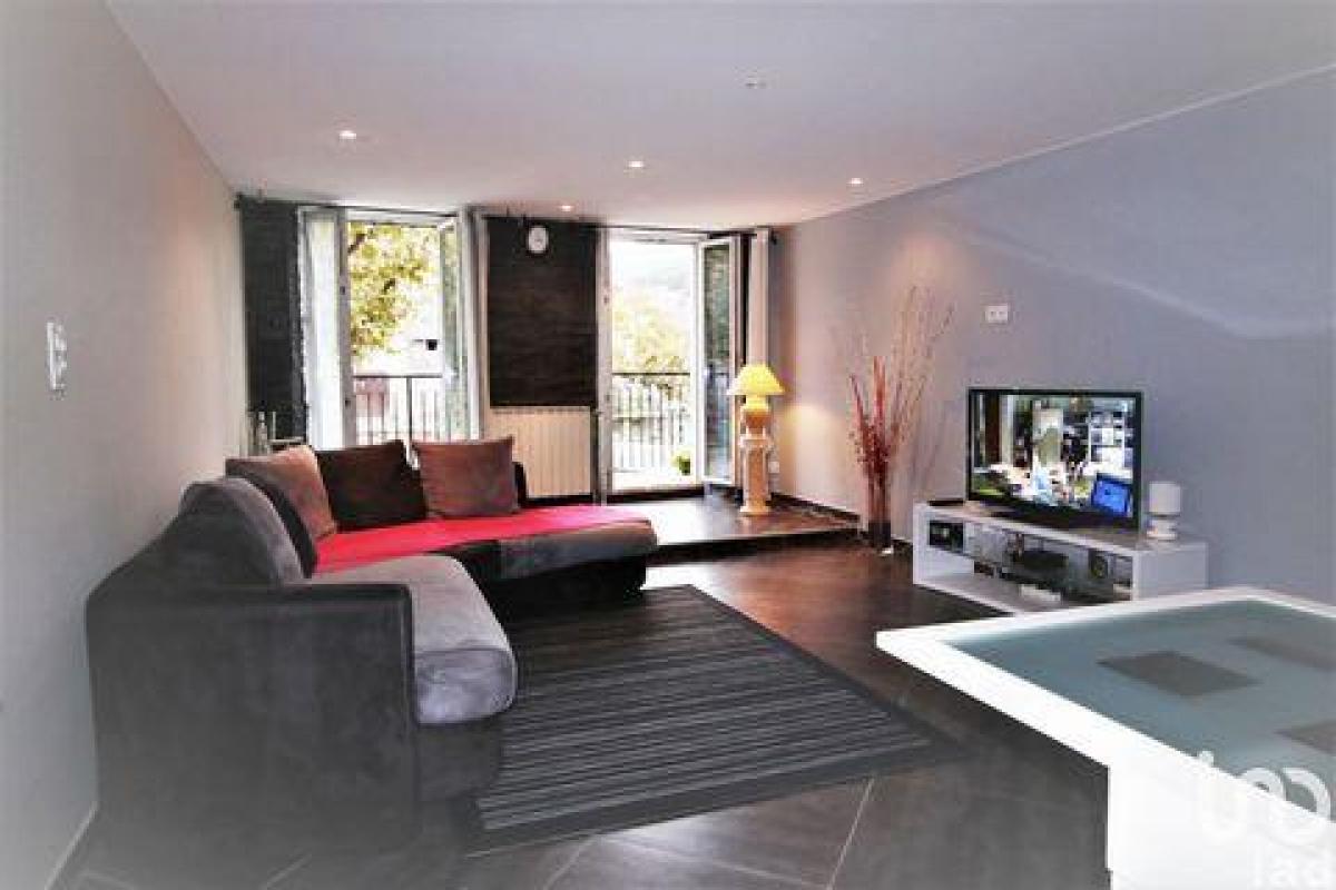 3 bedrooms House in Tallard, France No. 8289