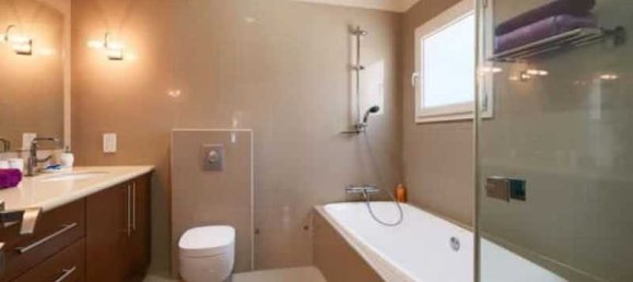 Вилла с 6 спальнями в Пафос, Кипр № 84713 3