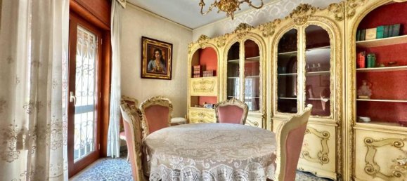 Apartamento de 6 habitaciónes en Naples, Italy No. 32485 6