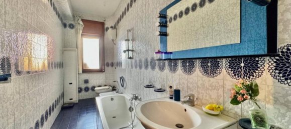 Apartamento de 6 habitaciónes en Naples, Italy No. 32485 41