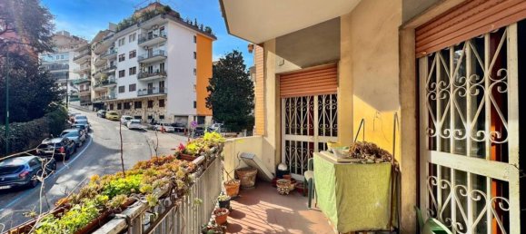 Apartamento de 6 habitaciónes en Naples, Italy No. 32485 25