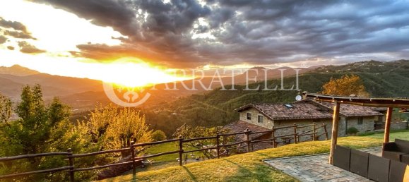 7 bedrooms House in Pieve Fosciana, Italy No. 175516 2