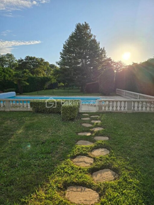 6 غرف نوم فيلا في Estivareilles, France رقم 321395