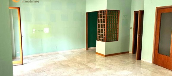 4غرفة شقة في Palermo, Italy رقم 42146 6