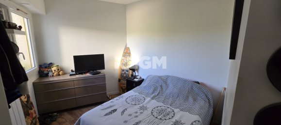 Apartamento de 2 dormitorios en Noisy-le-Grand, France No. 332199 5